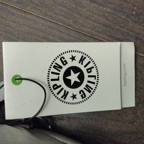 Kipling's "Jesper" Crossbody - Picture 7 of 10